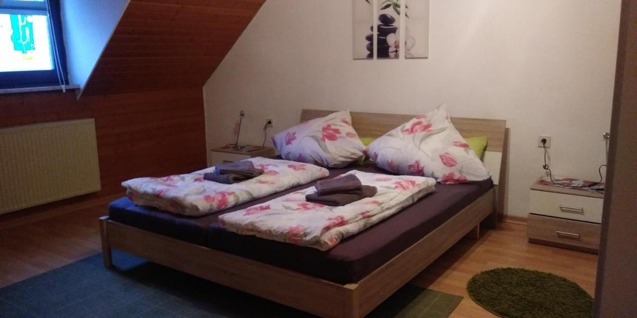 Ferienwohnung Bergblick Trittenheim Ngoại thất bức ảnh